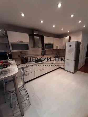 Без комісії!!! Оренда 3-х кім. студіо м. Олімпійська Код Об'єкту № 11195622 Киев