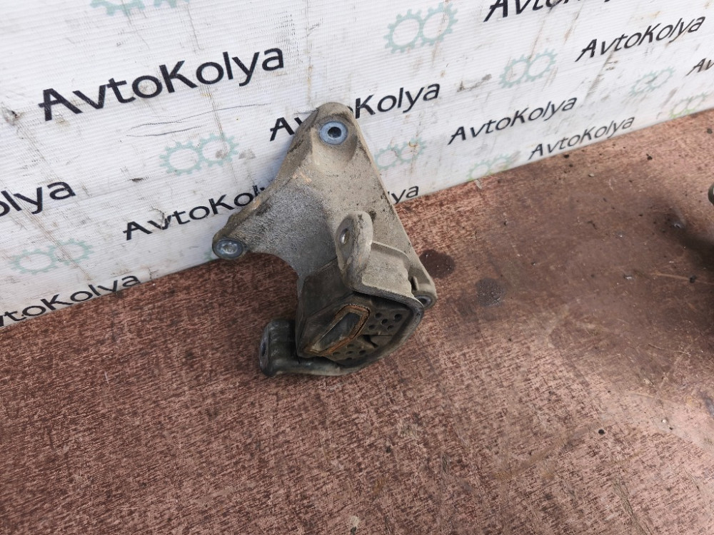 Подушка (опора) двигателя левая VW T5 T6 2.0 tdi 2010-2019 (7E0399151C) Ковель - зображення 1
