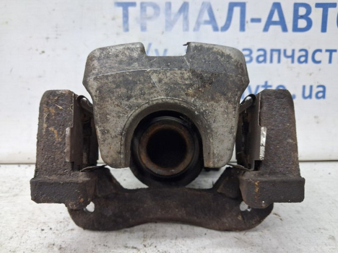 Суппорт задний правый Toyota Camry 40 2.4 БЕНЗИН 2AZFE 2006 (б/у) Київ - зображення 2