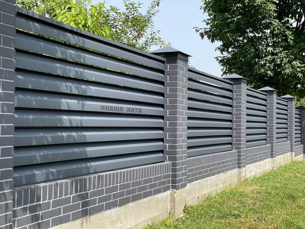 Металевий паркан Жалюзі. Монтаж Жалюзі Наша Хата ворота та паркани Сторожинець - зображення 5