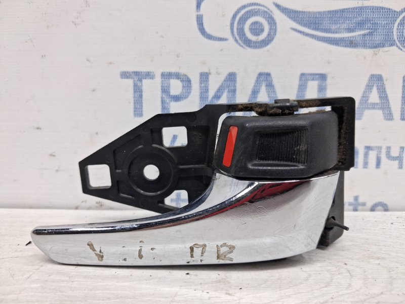 Ручка двери внутренняя правая Toyota RAV 4 A40 2.2 DIESEL 2ADFTV 2012 (б/у) Киев - изображение 1
