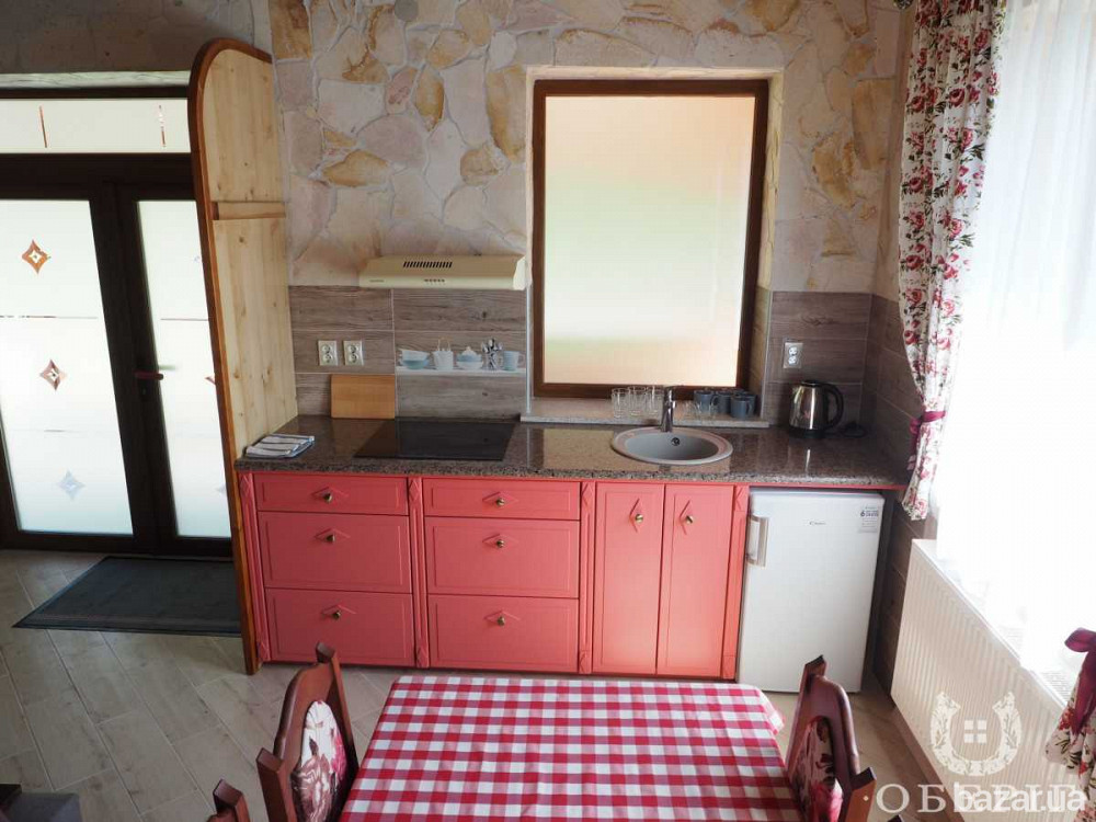 посуточная аренда 3-к коттедж Береговский, Берегово, 2800 грн./сутки Берегово - изображение 4