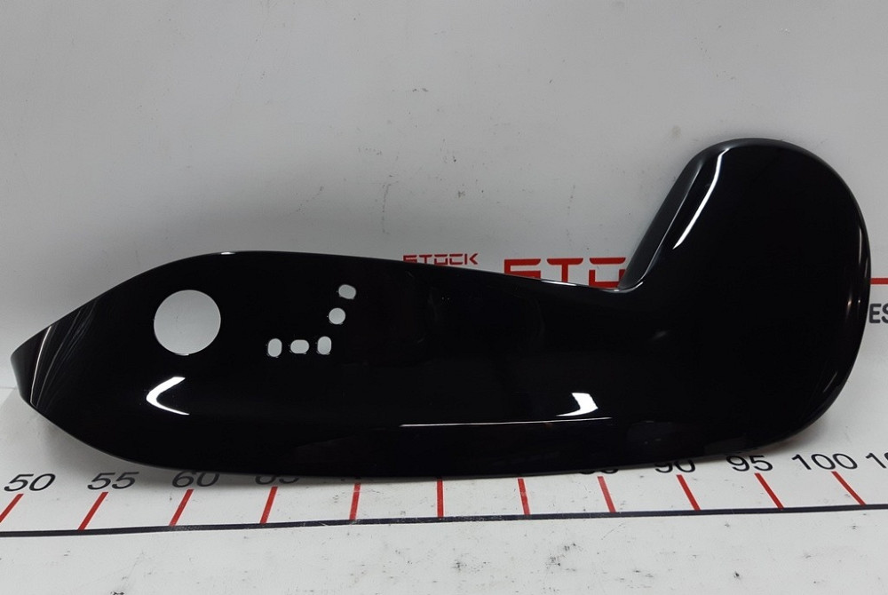 Накладка декоративная сиденья водителя нижняя левая глянцевая Tesla model X 1066588-99-A Київ - зображення 1