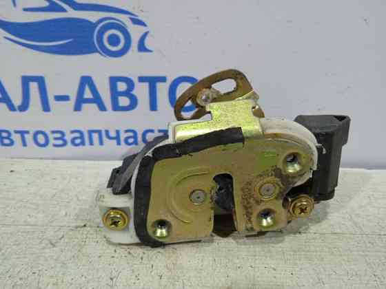 Замок двери задний правый Mitsubishi Outlander CU 2.4 БЕНЗИН 4G69 2003 (б/у) Київ