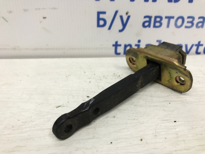 Ограничитель двери передний правый Mitsubishi Pajero Sport K9 2.5 DIESEL 4D56 1996 (б/у) Киев - изображение 3