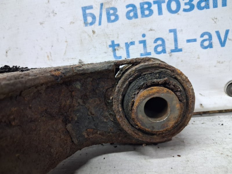 Рычаг передний нижний левый Mitsubishi L200 KB 2.5 DIESEL 4D56 2006 (б/у) Київ - зображення 3
