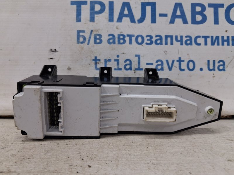 Кнопка стеклоподъемника Hyundai Santa fe DM 2.2 DIESEL D4HB 2012 (б/у) Киев - изображение 3