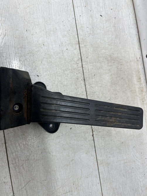 Педаль газа Hyundai Santa fe CM 2.2 DIESEL D4HB 2005 (б/у) Киев - изображение 4