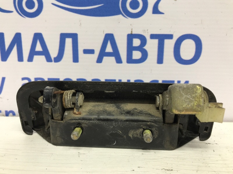 Ручка двери внешняя передняя правая Mitsubishi Pajero Sport K9 2.5 DIESEL 4D56 1996 (б/у) Київ - зображення 2