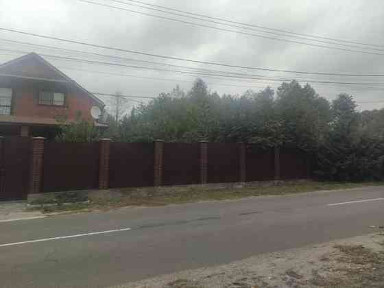 Зазим'я. Продам 11сот по вул. Деснянська, асфальт, забудовані сусіди Бровари