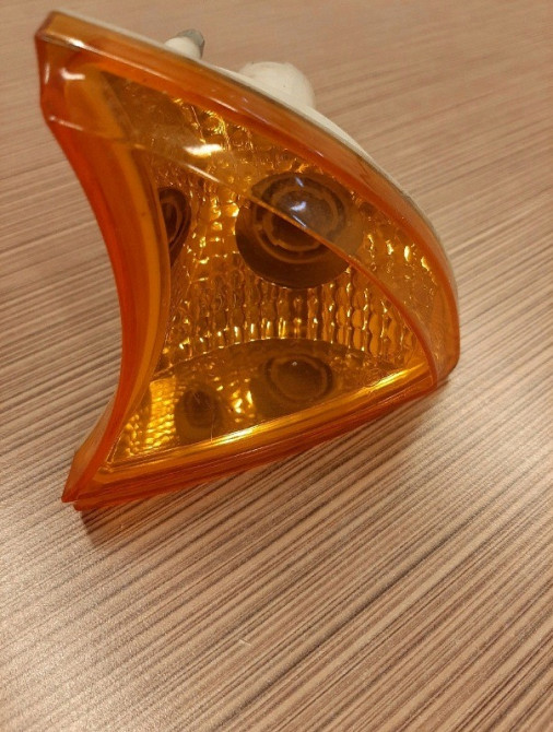 504187906 Поворотник правый Iveco Stralis Львів - зображення 1