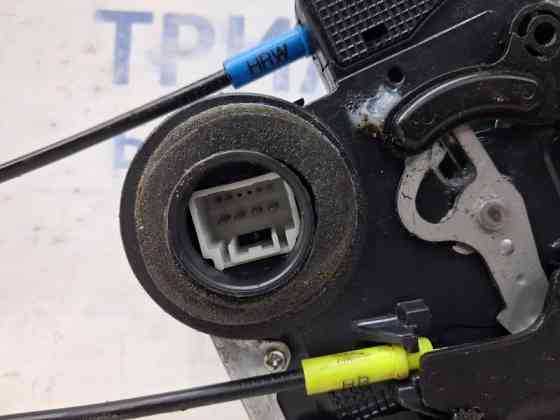 Замок двери задний левый Toyota Auris 2006-2012  (Арт. 63943) Киев