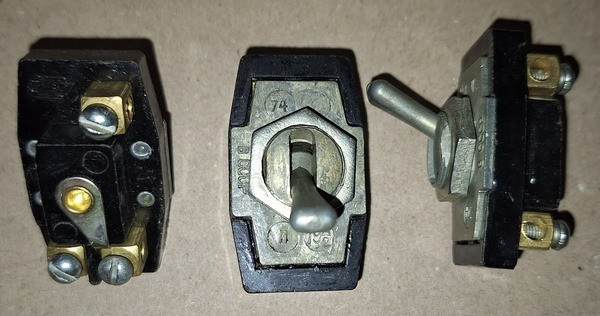 Перемикач (тумблер) П19-А2 Суми - зображення 1