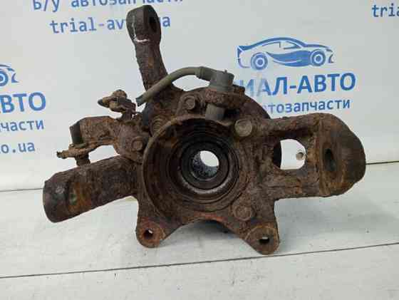 Кулак поворотный левый со ступицей Mitsubishi Pajero Wagon 4 3.2 ДИЗЕЛЬ 4M41 2006 (б/у) Киев