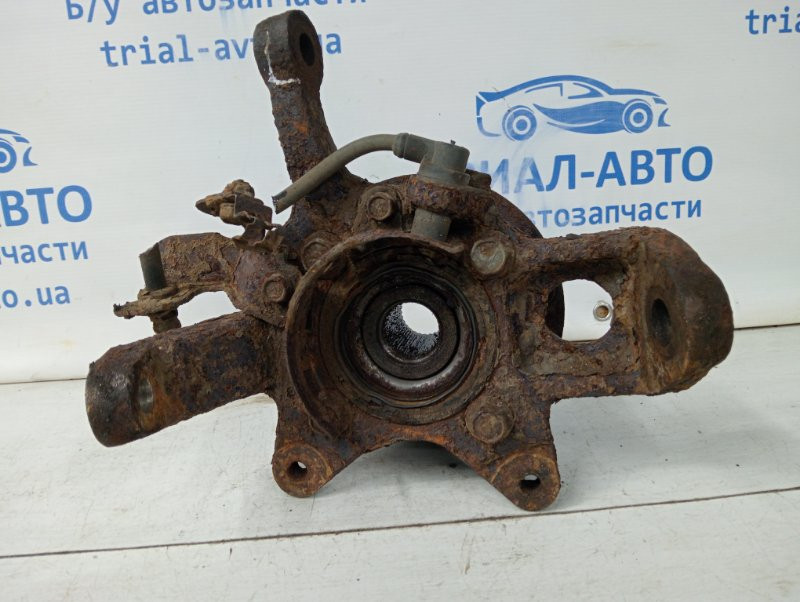 Кулак поворотный левый со ступицей Mitsubishi Pajero Wagon 4 3.2 ДИЗЕЛЬ 4M41 2006 (б/у) Киев - изображение 3