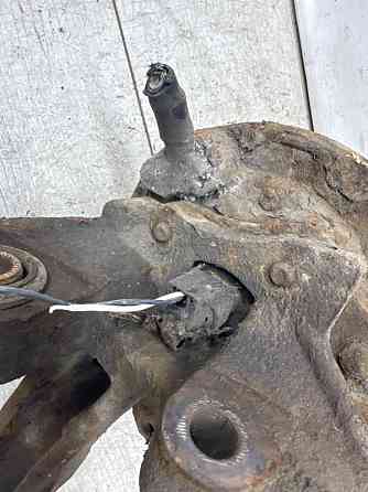 Цапфа задняя правая со ступицей Toyota Camry XV30 3.0 БЕНЗИН 1MZFE 2001 (б/у) Київ