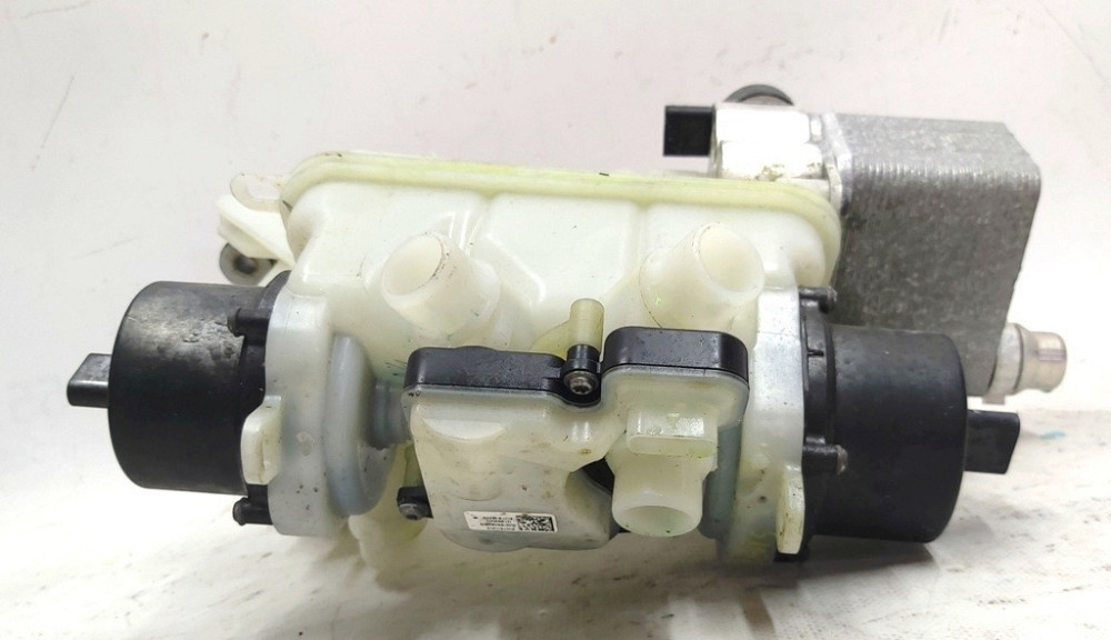 Расширительный бачок охлаждающей жидкости в сборе Tesla model 1097015-00-M Киев - изображение 2