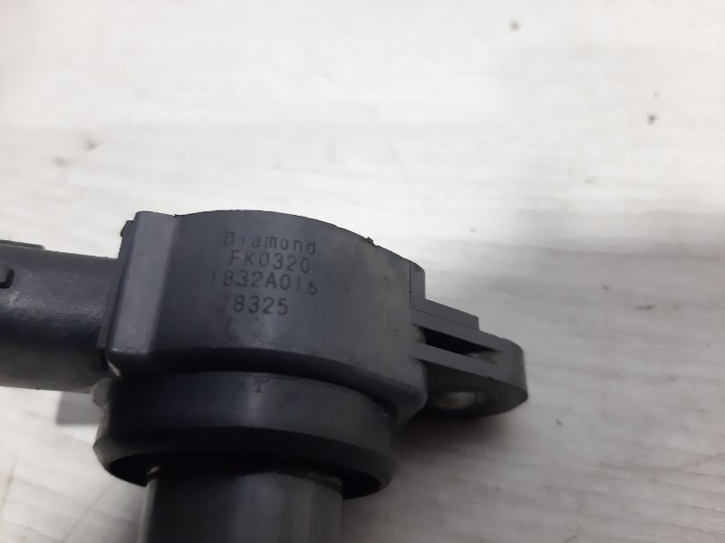 Катушка зажигания Mitsubishi Outlander XL 2.4 БЕНЗИН 4B12 2007 (б/у) Киев - изображение 3