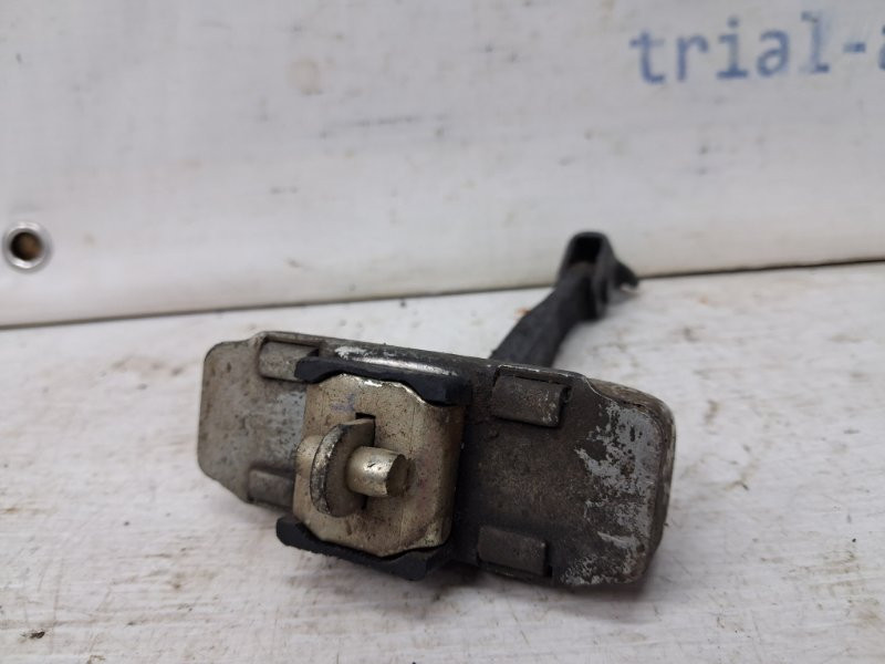 Ограничитель двери задний правый Toyota Prado J120 3.0 DIESEL 1KDFTV 2002 (б/у) Киев - изображение 2