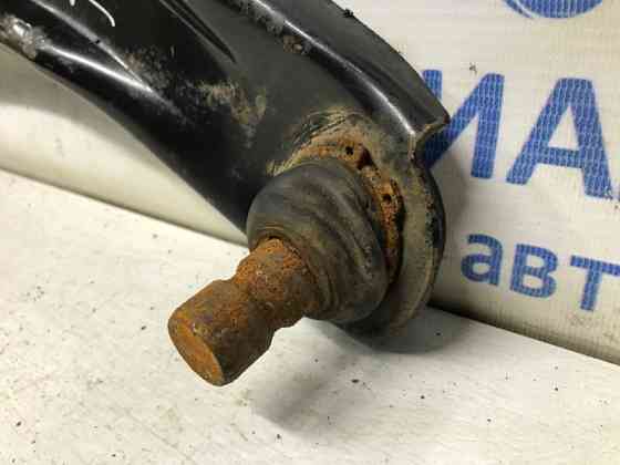 Рычаг правый Nissan X-Trail T31 2.0 DIESEL M9R 2007 (б/у) Киев