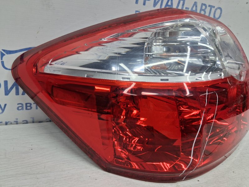 Фонарь задний внешний левый Toyota Auris E150 1.6 БЕНЗИН 1ZRFAE 2006 (б/у) Киев - изображение 2