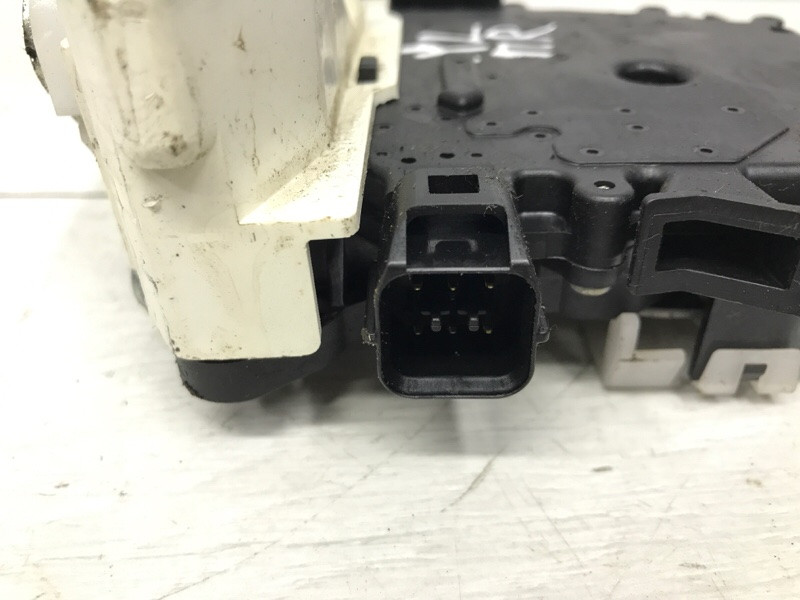 Замок двери передний правый Mitsubishi Outlander XL 2.2 DIESEL 4N14 2007 (б/у) Киев - изображение 4