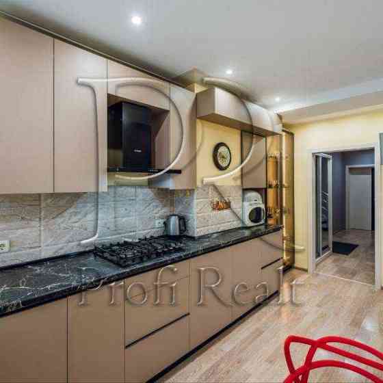 продажа 3-к квартира Киев, Шевченковский, 180000 $ Киев