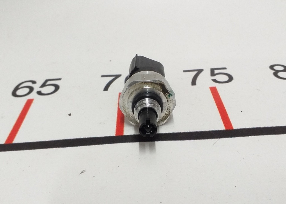 1Датчик давления и температуры системы кондиционирования Tesla model 3 1108608-00-A Київ - зображення 2