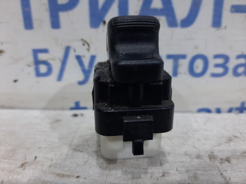 Кнопка стеклоподъемника Mitsubishi Pajero Wagon 3 3.2 ДИЗЕЛЬ 4M41 1999 (б/у) Киев - изображение 2