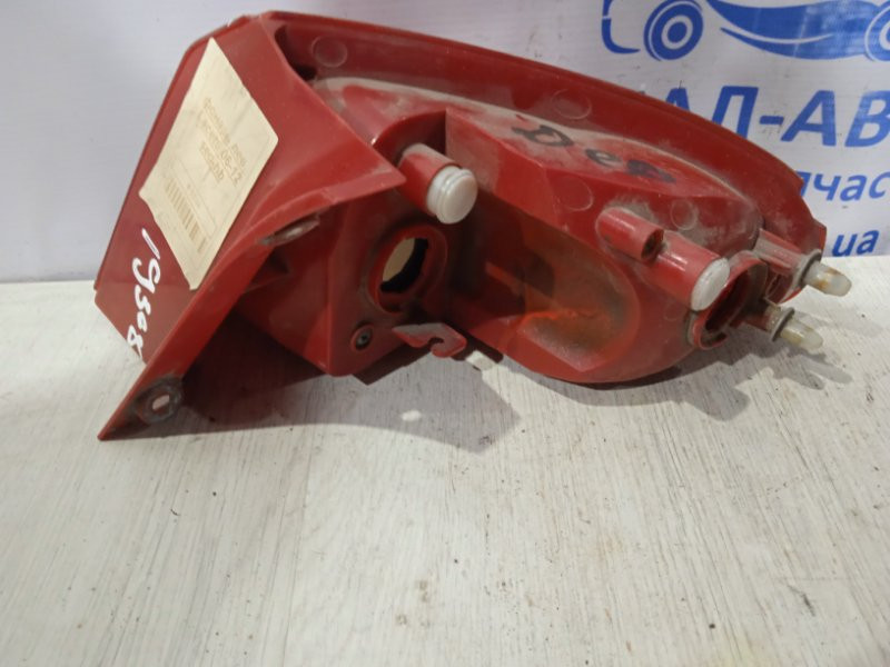 Фонарь задний внешний левый Chevrolet Lacetti J200 2004 (б/у) Киев - изображение 5