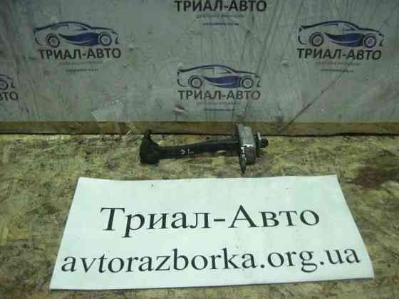 Ограничитель двери задний левый Nissan Qashqai J10 2.0 БЕНЗИН MR20DE 2006 задн. лев. (б/у) Киев