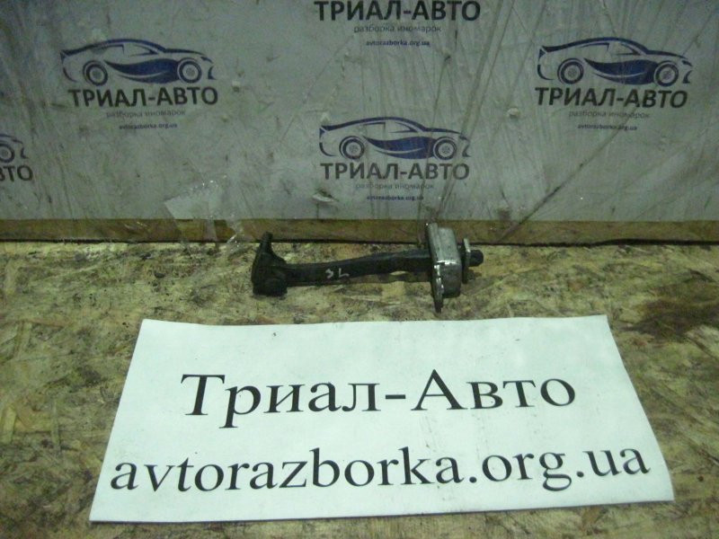 Ограничитель двери задний левый Nissan Qashqai J10 2.0 БЕНЗИН MR20DE 2006 задн. лев. (б/у) Киев - изображение 1