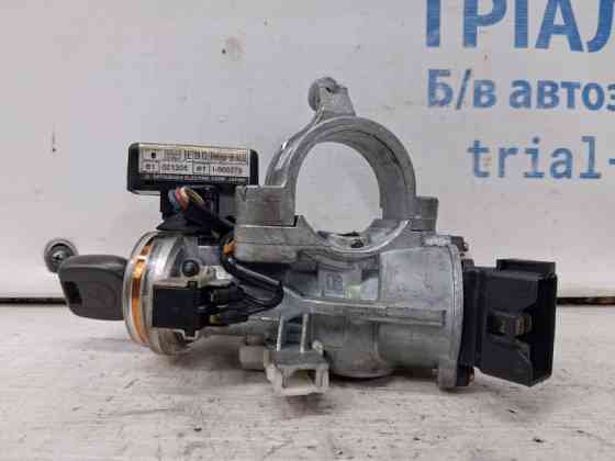 Замок зажигания Mitsubishi Pajero Wagon 3 3.2 ДИЗЕЛЬ 4M41 1999 (б/у) Киев