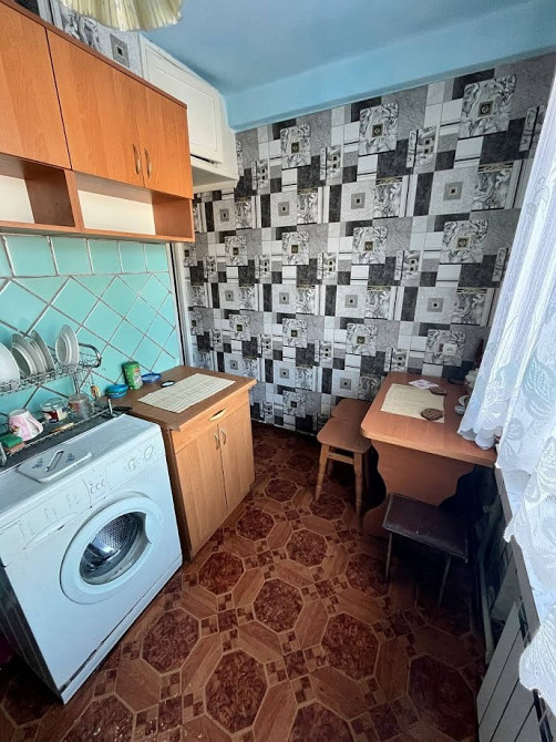 Продам 3-ком Черемушки тёплая, сухая, не угловая, без долгов. СРОЧНО! Кам'янське (Дніпродзержинськ) - зображення 3