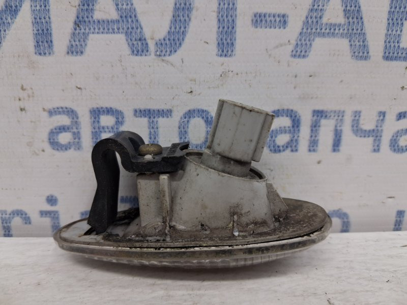 Повторитель поворотника Mitsubishi Pajero Wagon 3 3.2 ДИЗЕЛЬ 4M41 1999 (б/у) Київ - зображення 3