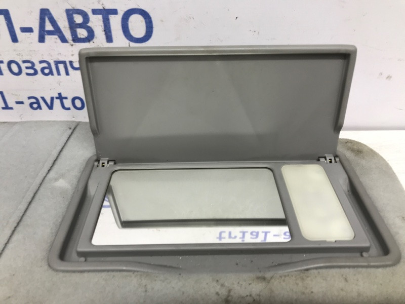 Козырек солнцезащитный правый Mitsubishi Pajero Wagon 3 3.2 ДИЗЕЛЬ 4M41 1999 (б/у) Київ - зображення 2