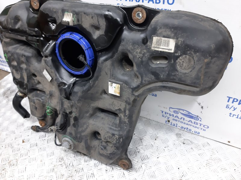 Бак топливный пластик Toyota Avensis T27 1.8 БЕНЗИН 2ZRFAE 2009 (б/у) Киев - изображение 2