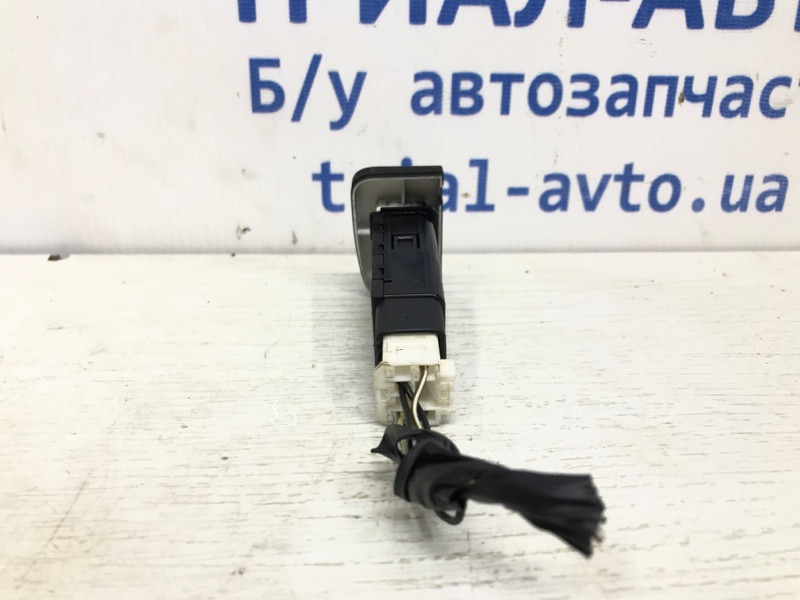 Кнопки управления SsangYong Korando C200 2.0 DIESEL 2010 (б/у) Киев - изображение 3