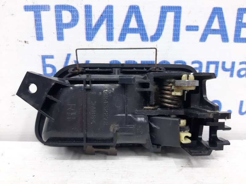 Ручка двери внутренняя правая Mitsubishi Pajero Wagon 4 3.2 ДИЗЕЛЬ 4M41 2006 (б/у) Київ - зображення 2