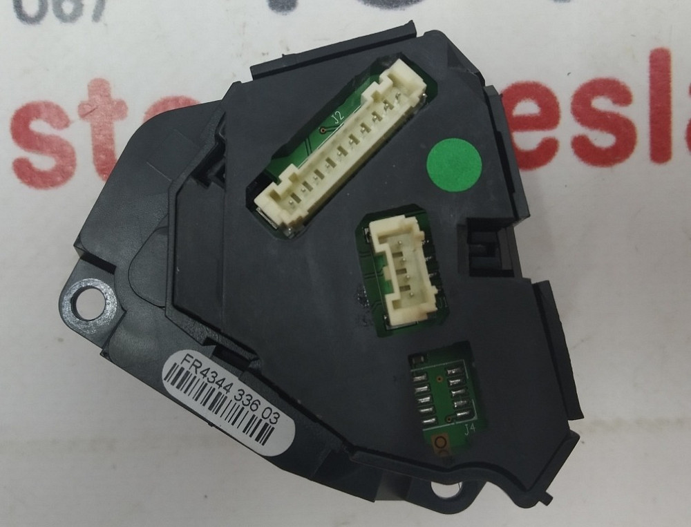 Кнопка переключения (на руле) правая Tesla model X, model S REST 1013242-00-H Київ - зображення 2