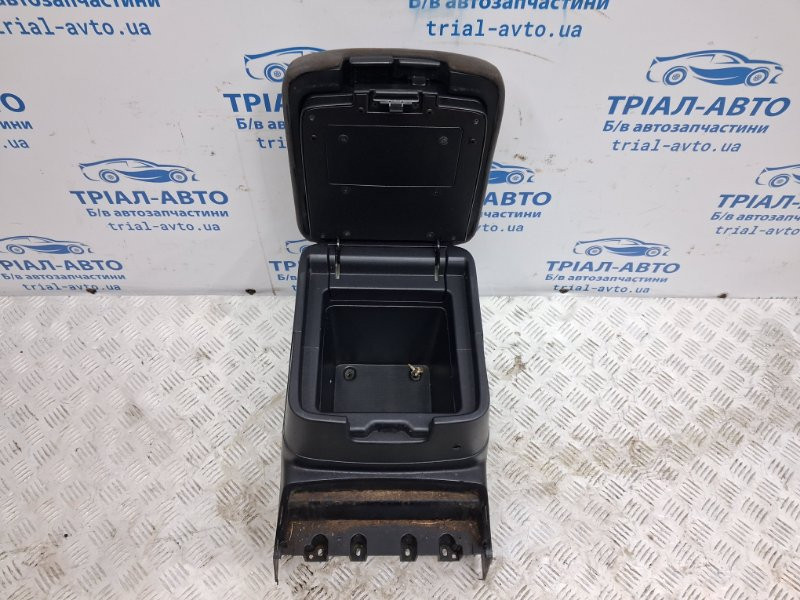 Подлокотник Mitsubishi Pajero Wagon 4 3.2 ДИЗЕЛЬ 4M41 2006 (б/у) Київ - зображення 3