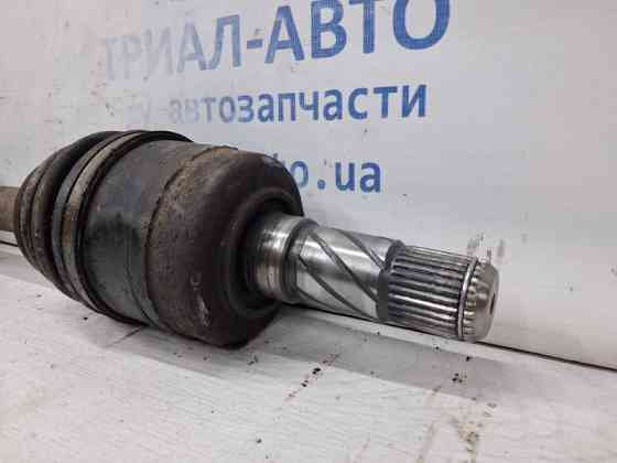 Привод передний левый АКПП Kia Sorento BL 2.5 DIESEL D4CB 2002 (б/у) Киев