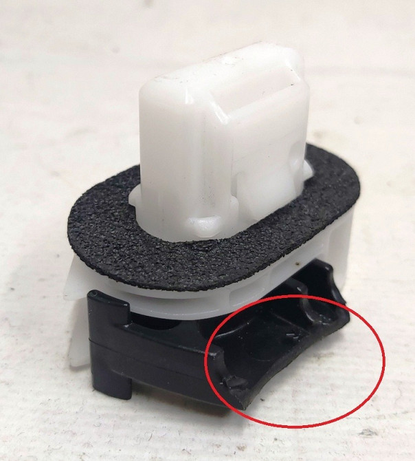 Клипса крепления заднего сиденья NIFCO 22431 с повреждением Tesla model 3 1099583-00-C Київ - зображення 4