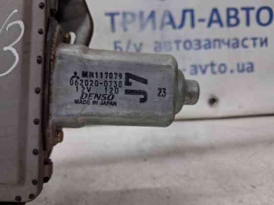 Стеклоподъемник передний левый Mitsubishi Pajero Wagon 3 3.2 ДИЗЕЛЬ 4M41 1999 (б/у) Київ