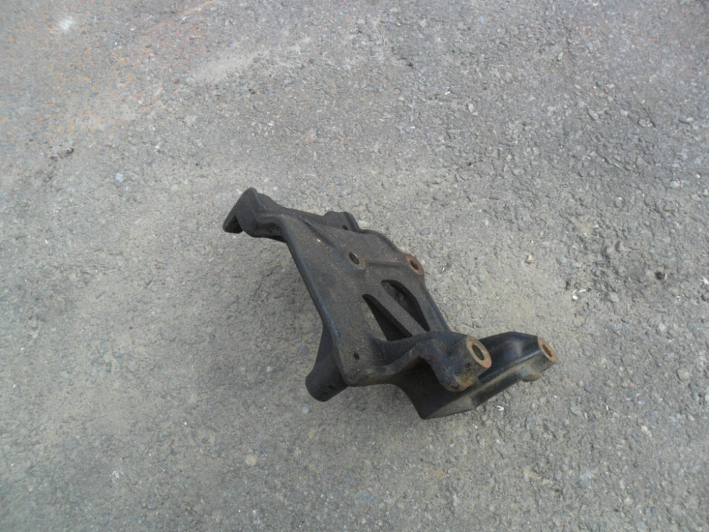 MR398723, Кронштейн насоса кондиціонера Міцубісі Галант, оригінал 4G64 Вінниця - зображення 10