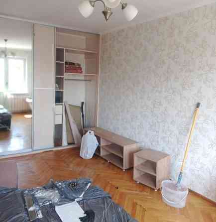 Поклею обои на Троещине Дарнице Позняках Київ