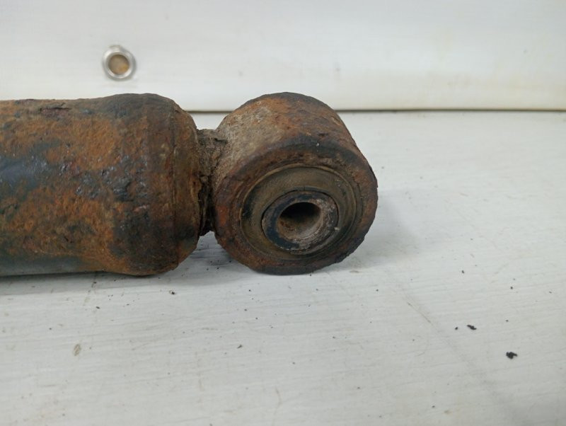 Амортизатор задний SsangYong Rexton Y250 2.7 D27DT 2006 (б/у) Киев - изображение 2