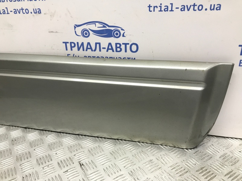 Накладка двери Mitsubishi Pajero Wagon 3 3.2 ДИЗЕЛЬ 4M41 1999 перед. прав. (б/у) Киев - изображение 2