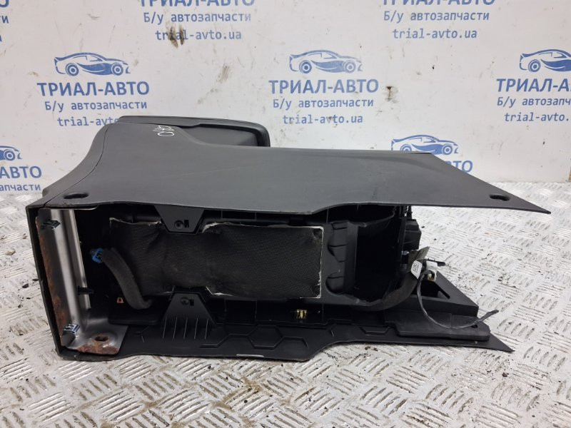 Подлокотник Chevrolet Captiva C140 2.2 DIESEL Z22D1 2006 (б/у) Киев - изображение 7