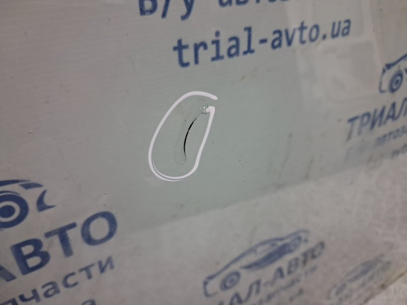 Стекло лобовое Volkswagen Caddy 2K 1.9 DIESEL BJB 2003 (б/у) Киев - изображение 4